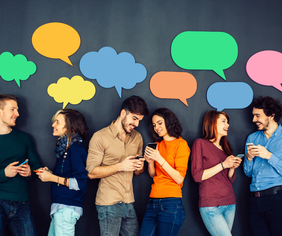 Social learning and peer recommendations—how LXPs drive engagement beyond compliance.